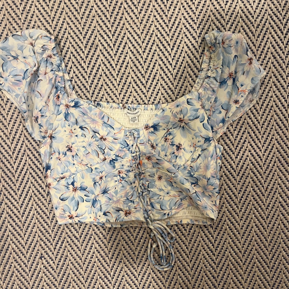 American Eagle Outfitters Blue Floral Blouse